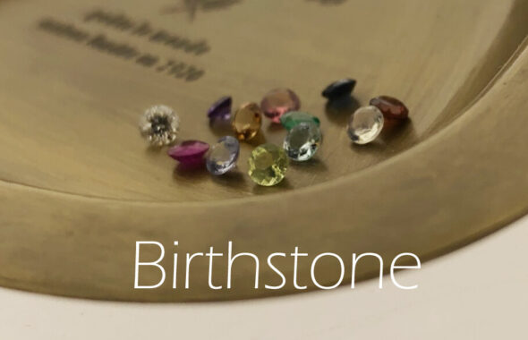 指輪に入れる誕生石がふたりのお守り♡のアイキャッチ